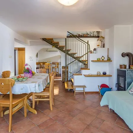 By The Sea Njivice, Krk - 21868 Apartman